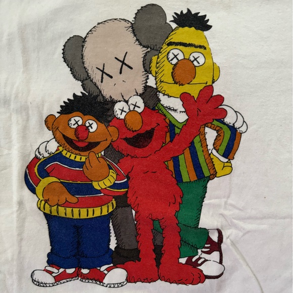 Kaws Sesame Street T shirt - Picture 4 of 5